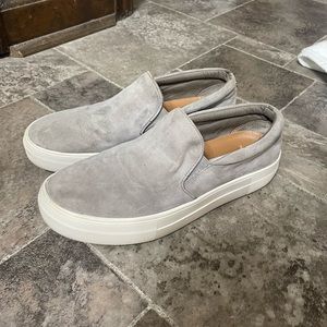 Steve Madden Gills Sneaker